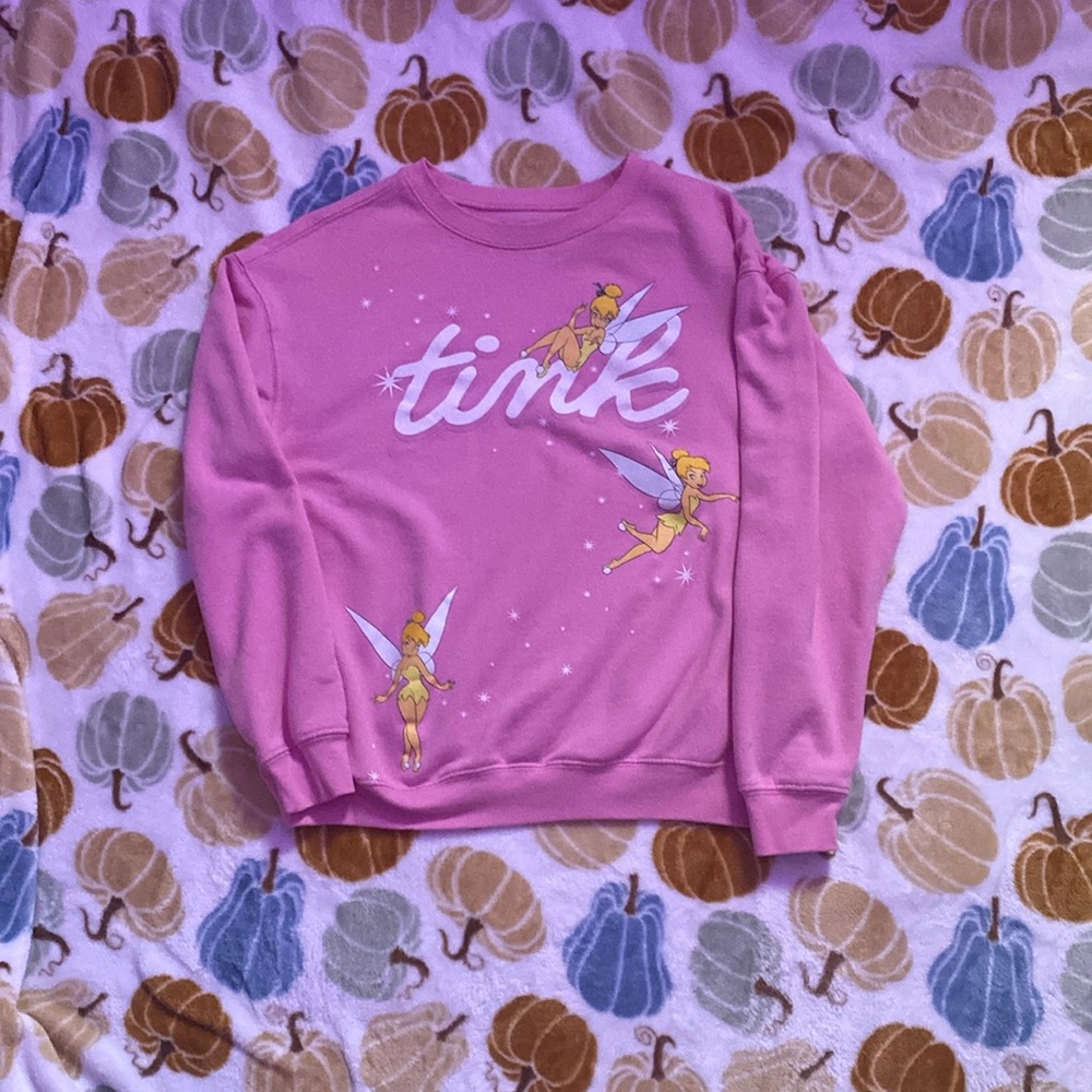 Pink tinkerbell sweatshirt that’s a Medium and true to size 🩷